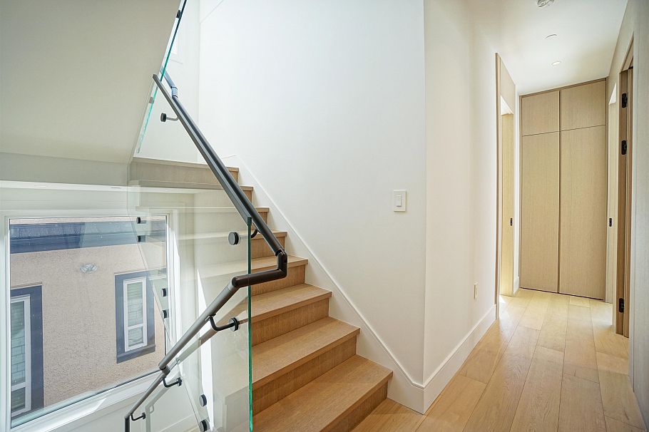 2 4634 W 15th Avenue Vancouver, BC - 17