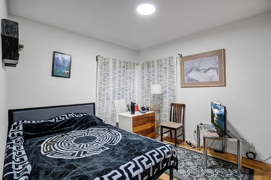 285 E 48th Avenue Vancouver, BC - 21