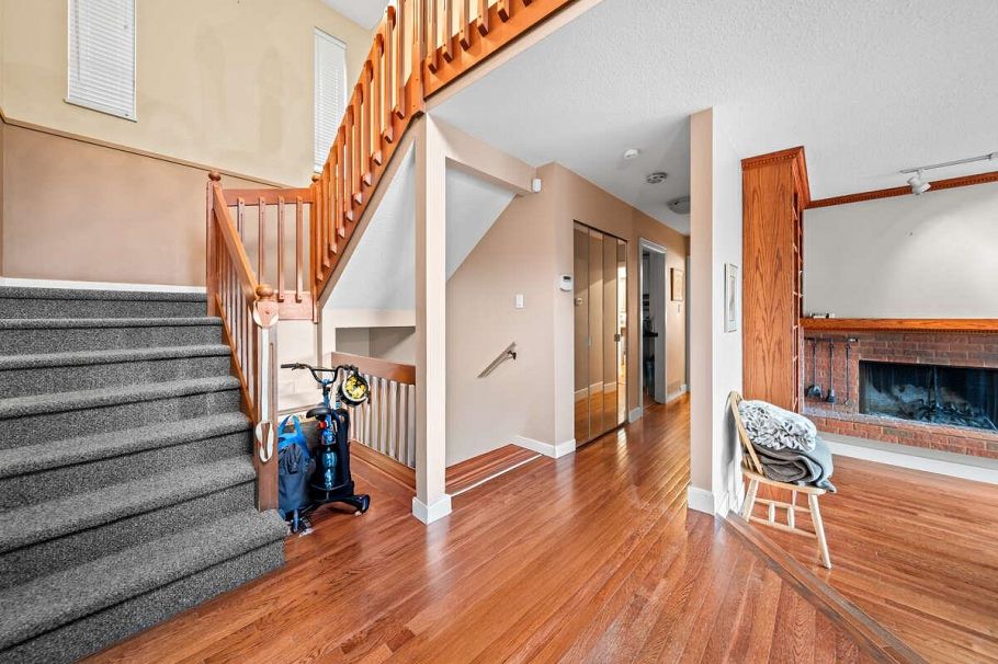 5600 Grousewoods Place North Vancouver, BC - 20