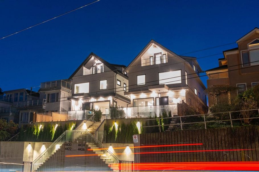 4426 W 4th Avenue Vancouver, BC - 7