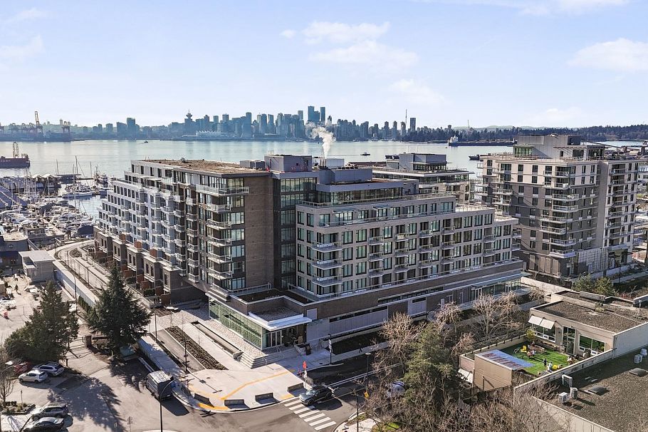 325 755 HARBOURSIDE DRIVE, North Vancouver BC V7P 0G1 North Vancouver, BC - 1