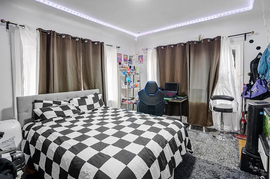 285 E 48th Avenue Vancouver, BC - 19