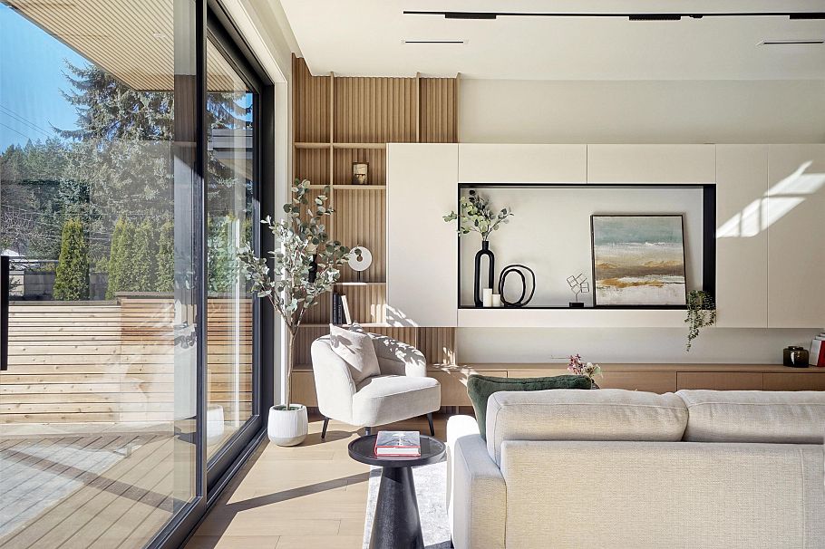 2 4634 W 15th Avenue Vancouver, BC - 5