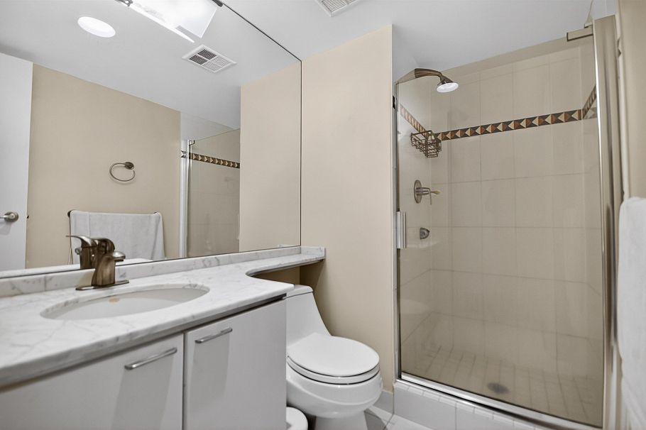 2205 1200 Alberni Street Vancouver, BC - 23