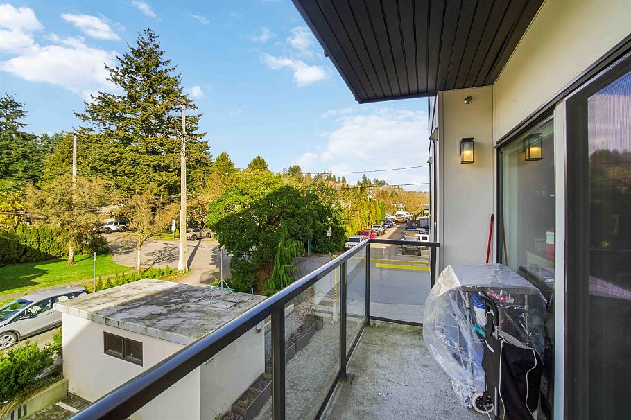 204 1633 Tatlow Avenue North Vancouver, BC - 27