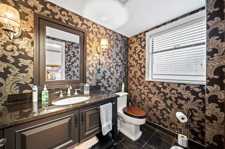 5600 Grousewoods Place North Vancouver, BC - 13