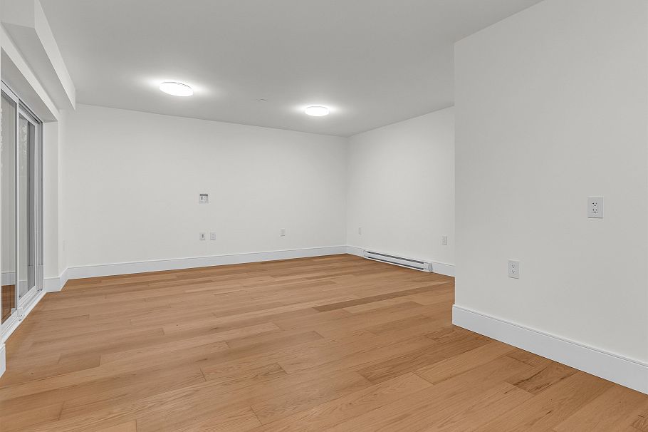 108 W 18th Avenue Vancouver, BC - 31