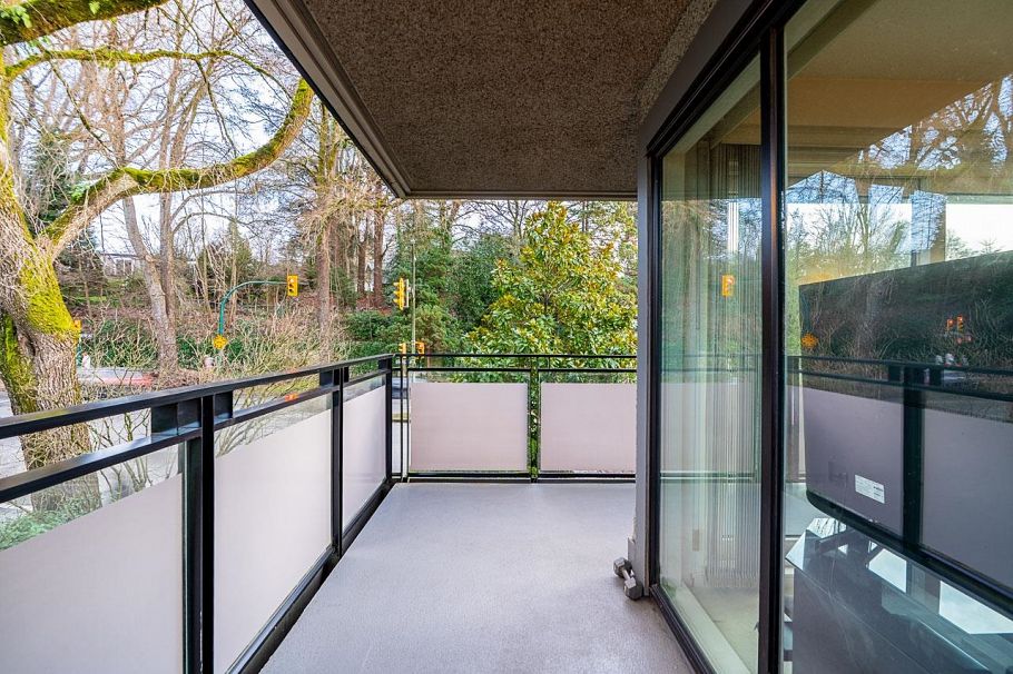 605 1405 W 15th Avenue Vancouver, BC - 22