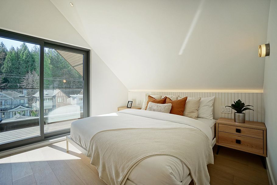 2 4634 W 15th Avenue Vancouver, BC - 18