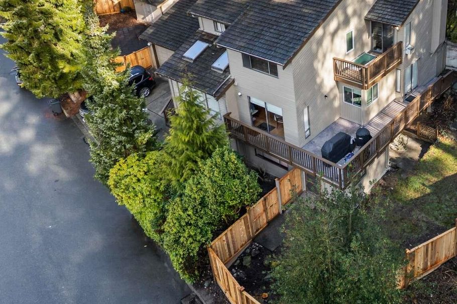 5600 Grousewoods Place North Vancouver, BC - 37