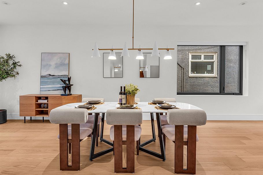 108 W 18th Avenue Vancouver, BC - 5