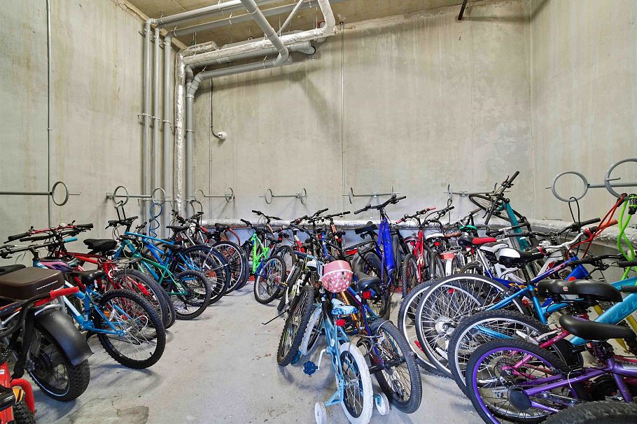 204 1633 Tatlow Avenue North Vancouver, BC - 30