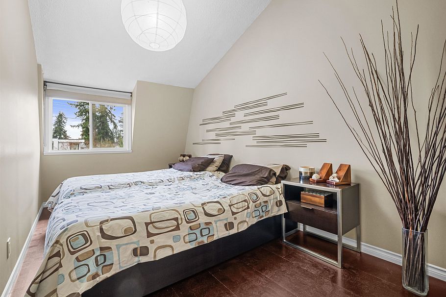 1140 W 20th Street North Vancouver, BC - 14