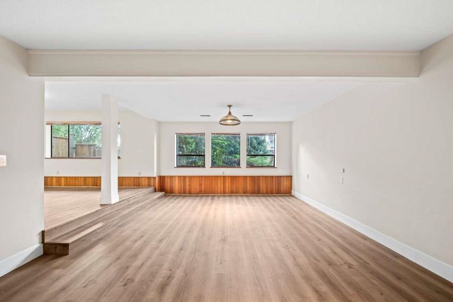 5600 Grousewoods Place North Vancouver, BC - 23