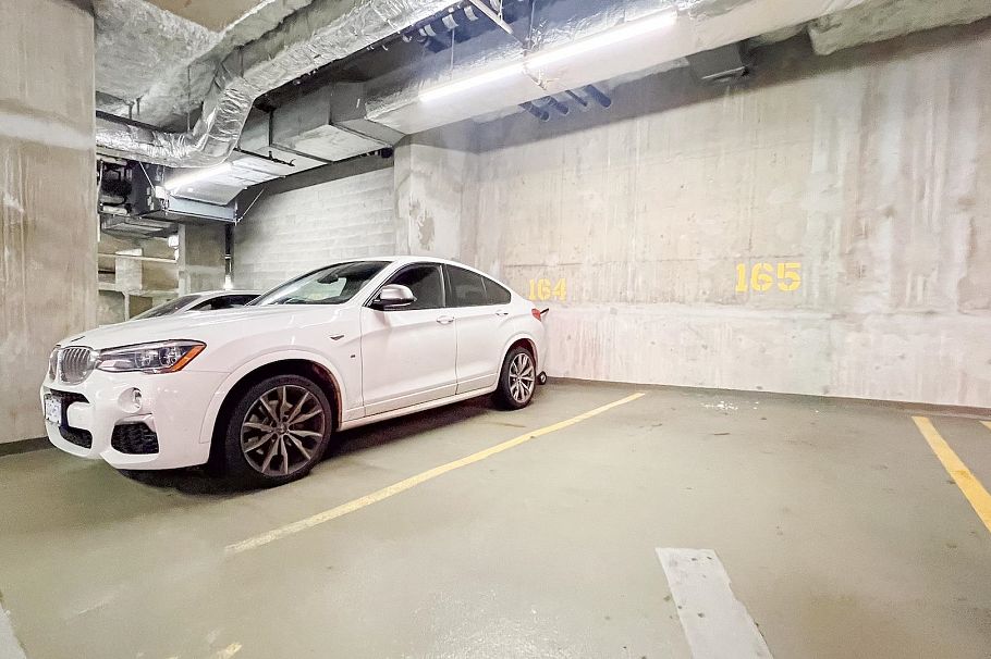 901 5615 Hampton Place Vancouver, BC - 32