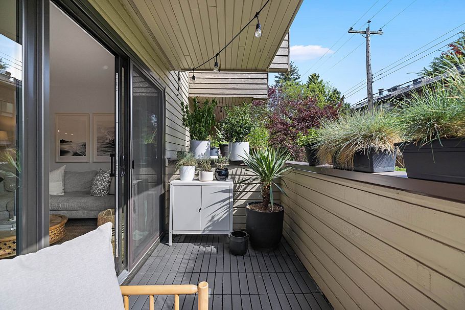 207 1424 Walnut Street Vancouver, BC - 23