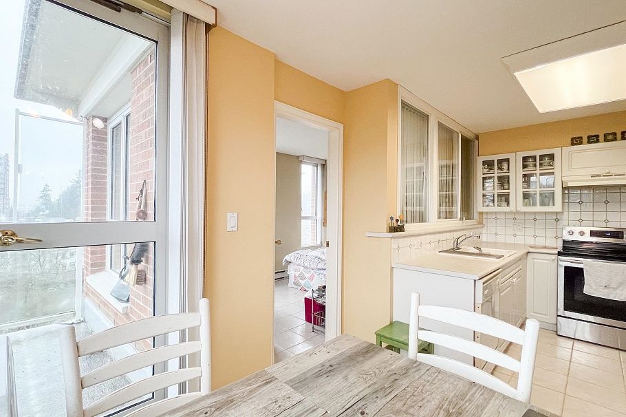 901 5615 Hampton Place Vancouver, BC - 19