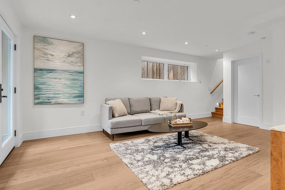 108 W 18th Avenue Vancouver, BC - 27