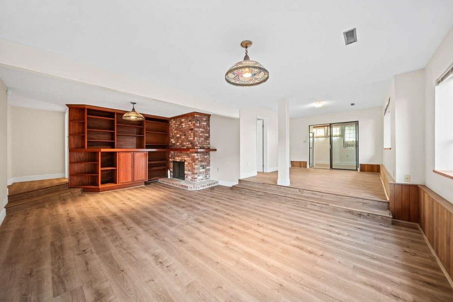 5600 Grousewoods Place North Vancouver, BC - 22