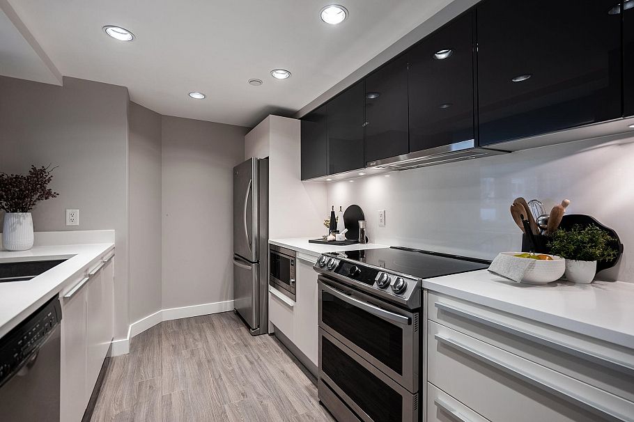 202 1323 Homer Street Vancouver, BC - 14