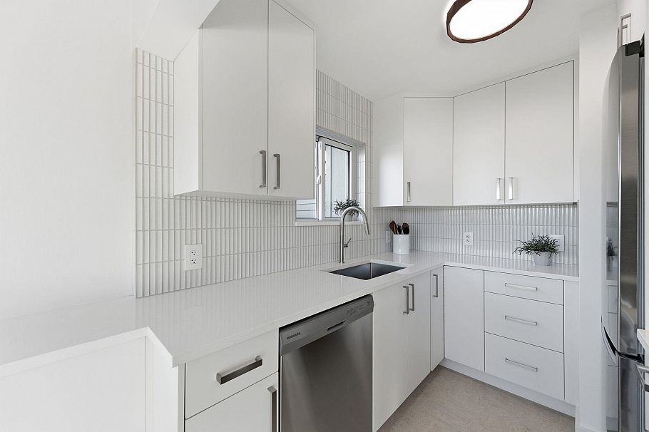 PH 1480 Arbutus Street Vancouver, BC - 9