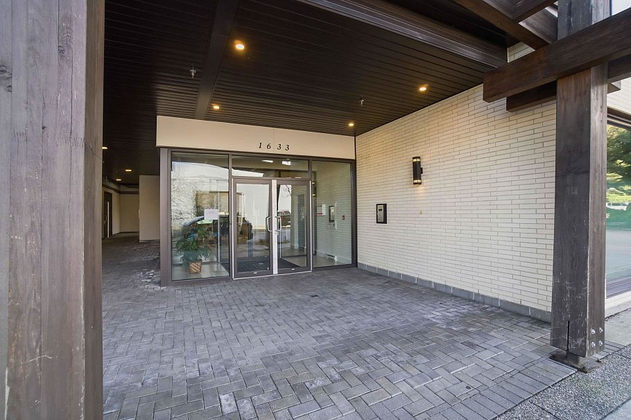 204 1633 Tatlow Avenue North Vancouver, BC - 4