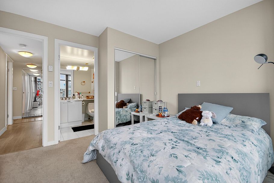 2205 1200 Alberni Street Vancouver, BC - 19