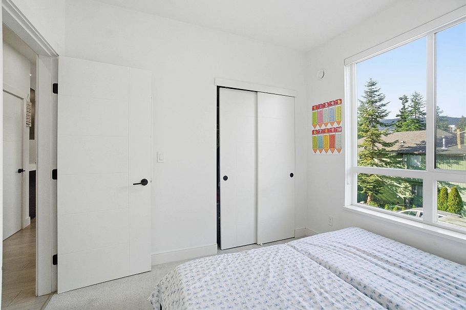 204 1633 Tatlow Avenue North Vancouver, BC - 18