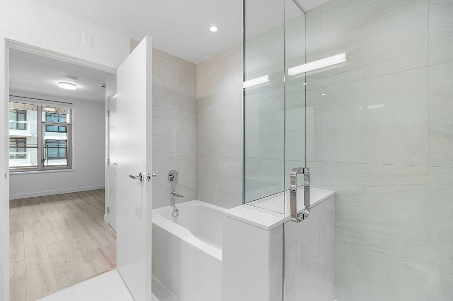 325 755 HARBOURSIDE DRIVE, North Vancouver BC V7P 0G1 North Vancouver, BC - 36