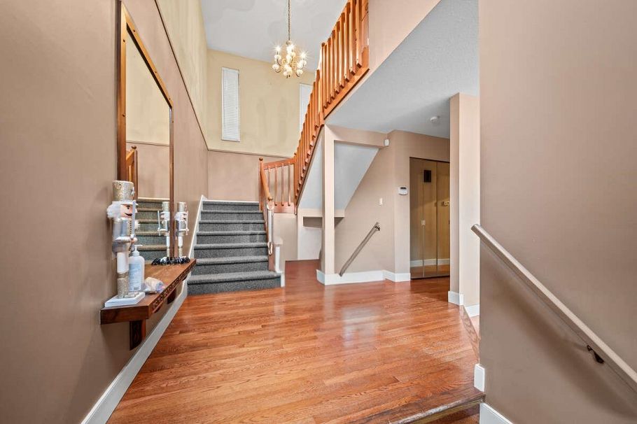 5600 Grousewoods Place North Vancouver, BC - 19