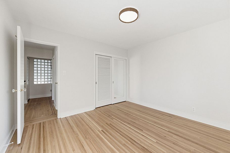 PH 1480 Arbutus Street Vancouver, BC - 12