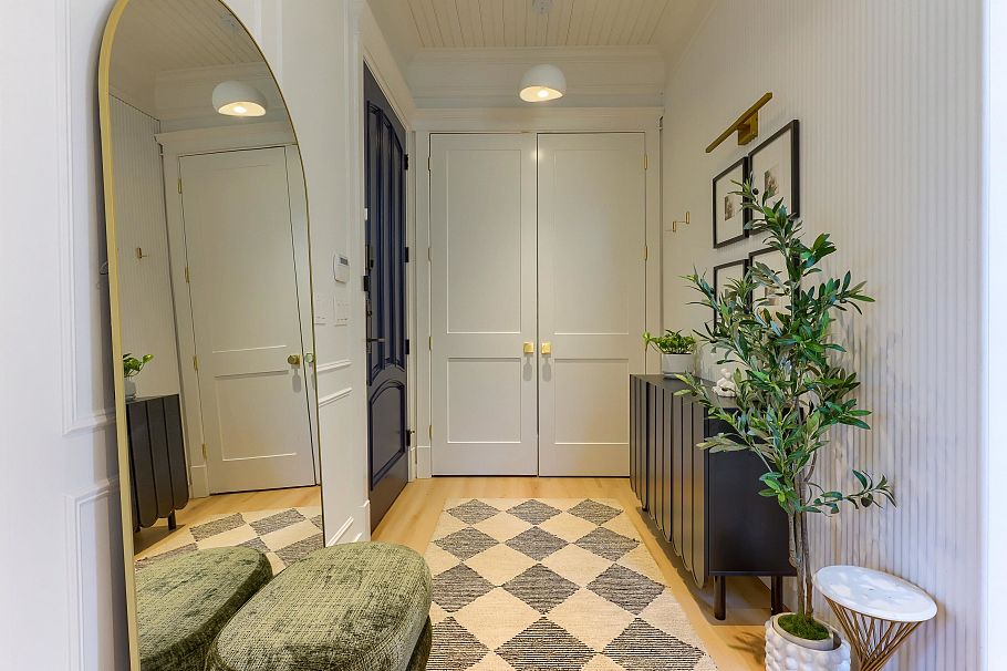 7588 Osler Street Vancouver, BC - 2