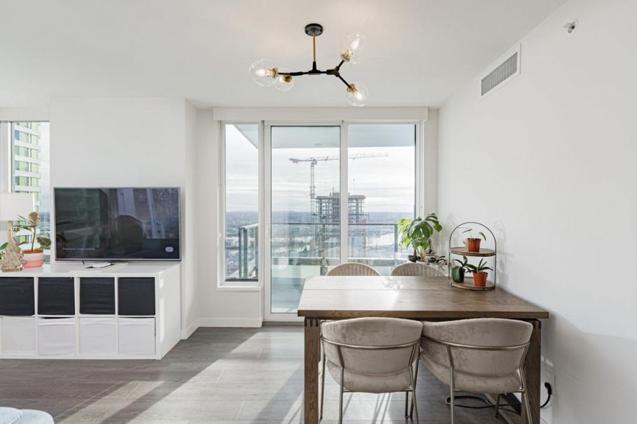 2907 8189 Cambie Street Vancouver, BC - 6