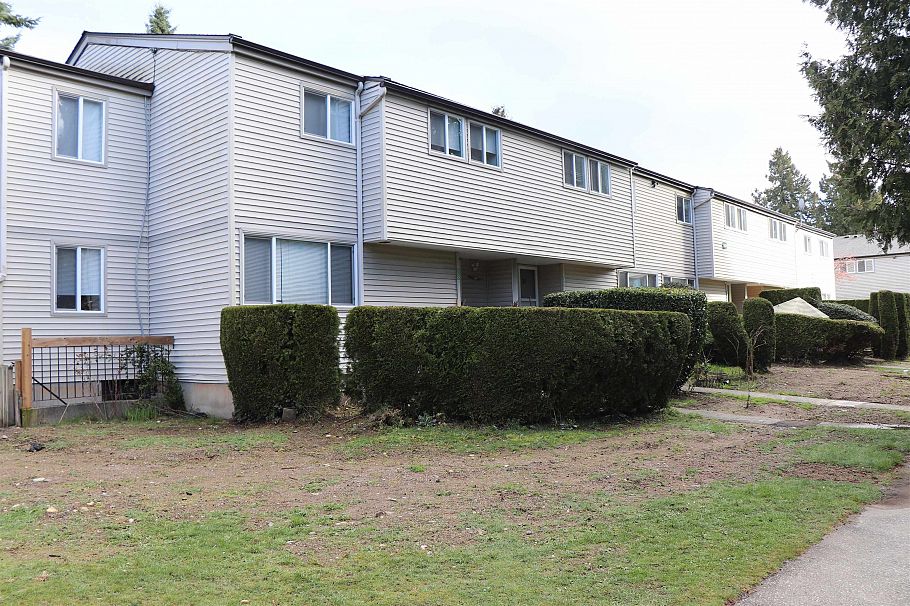 39 3421 E 49th Avenue Avenue Vancouver, BC - 1