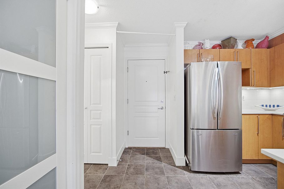 154 1100 E 29th Street North Vancouver, BC - 6