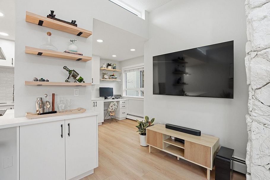 303 1516 Charles Street Vancouver, BC - 10