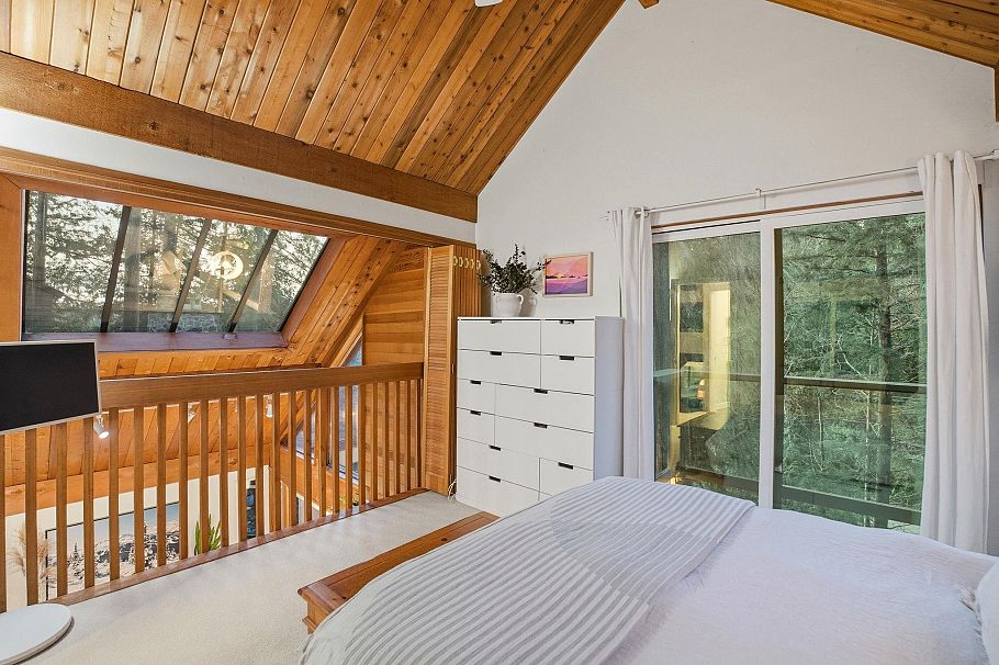 1616 Roxbury Road North Vancouver, BC - 15