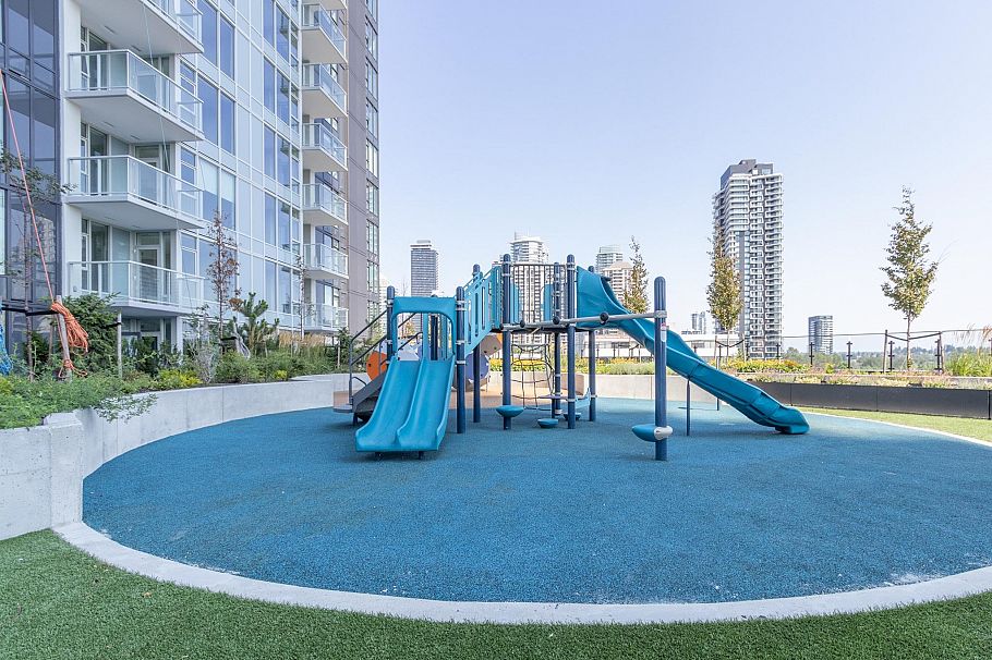 2704 4168 LOUGHEED HIGHWAY, Burnaby BC V5C 6A7 Burnaby, BC - 22