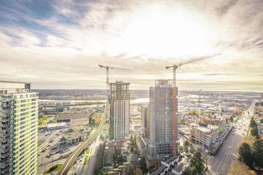 2907 8189 Cambie Street Vancouver, BC - 2