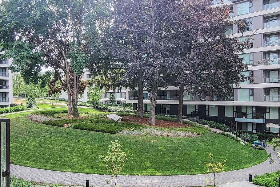 301 7128 Adera Street Vancouver, BC - 7