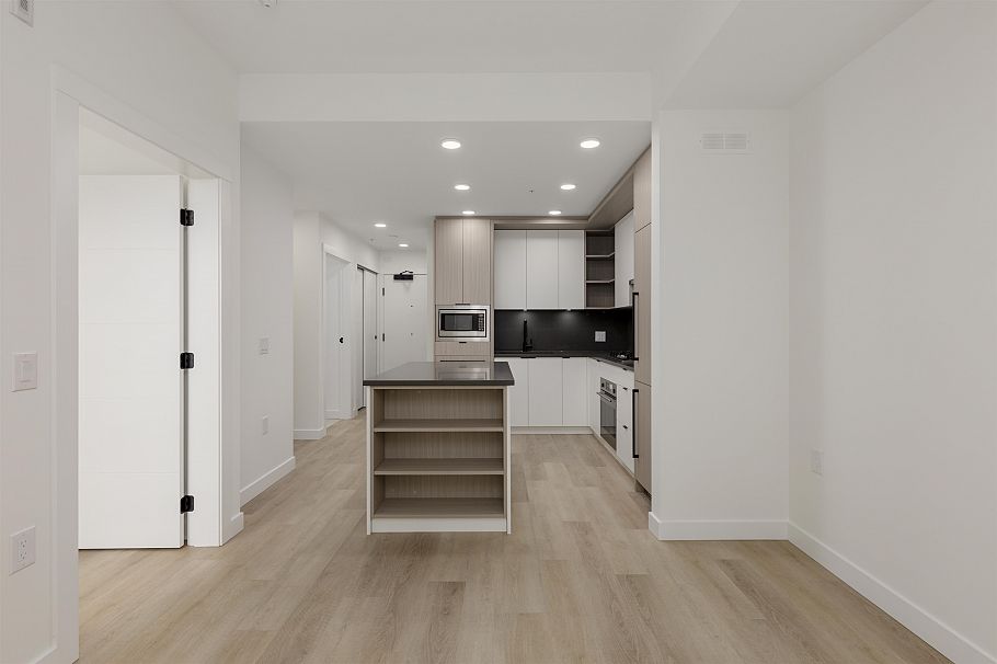 406 2268 E Broadway Street Vancouver, BC - 11