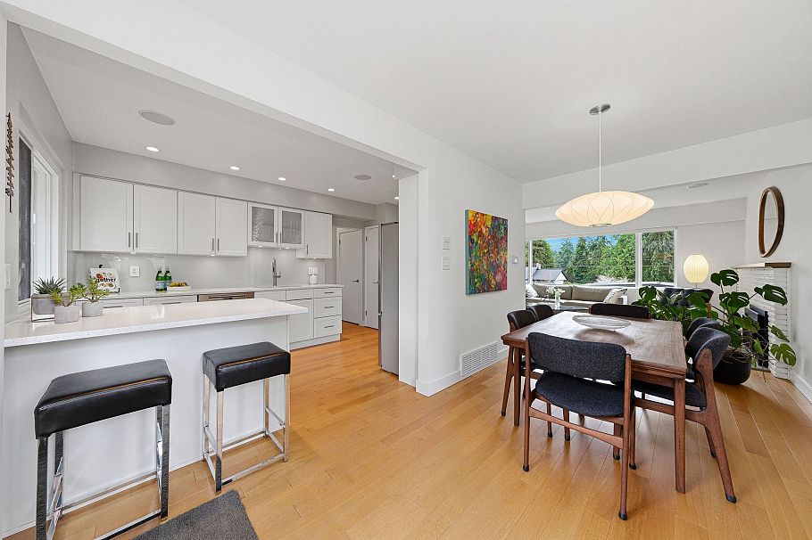 2223 Greylynn Crescent North Vancouver, BC - 8