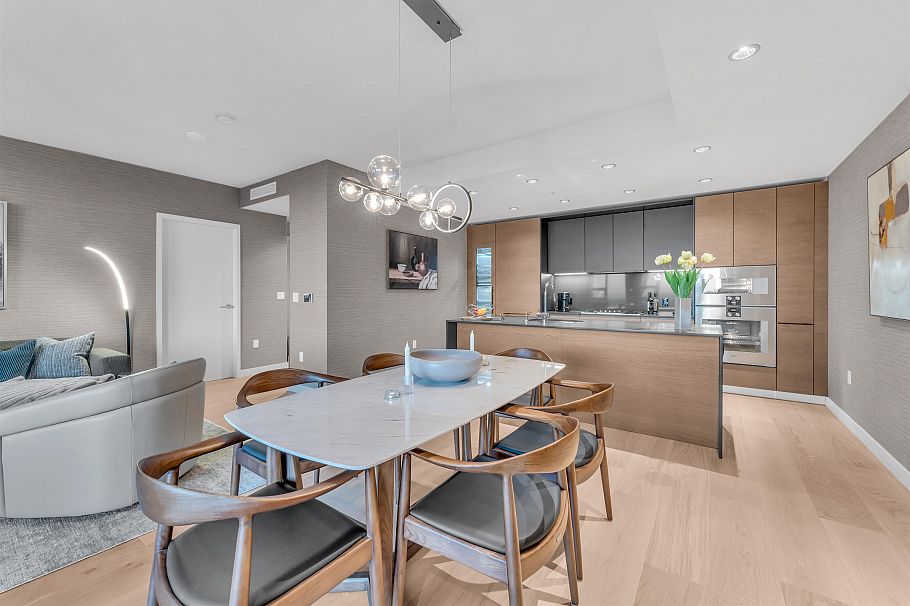 5205 1289 Hornby Street Vancouver, BC - 13