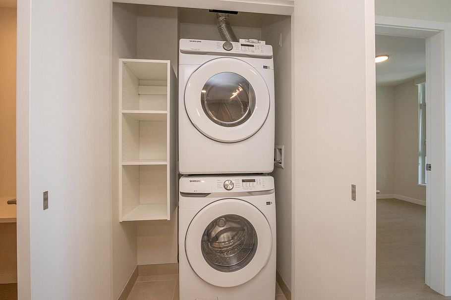 2704 4168 LOUGHEED HIGHWAY, Burnaby BC V5C 6A7 Burnaby, BC - 19