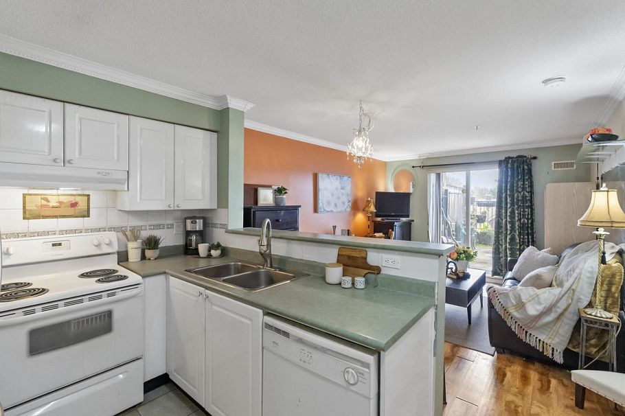202 868 Kingsway Way Vancouver, BC - 4