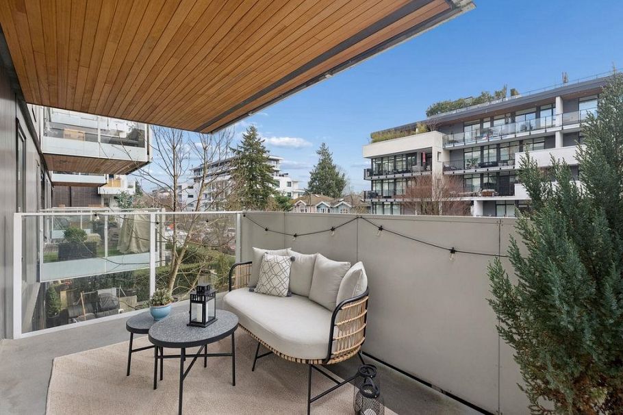 205 5089 Quebec Street Vancouver, BC - 6