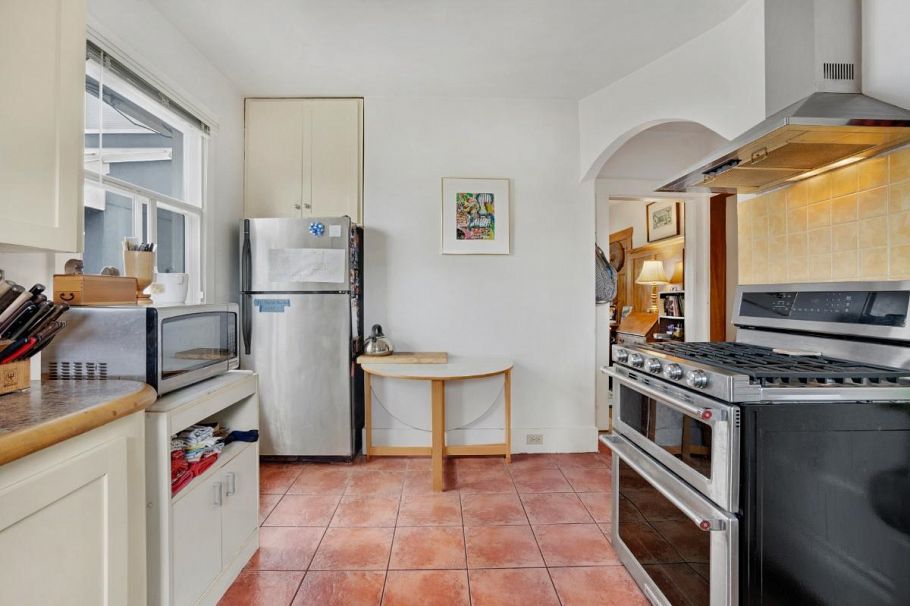 7405 West Boulevard Vancouver, BC - 11