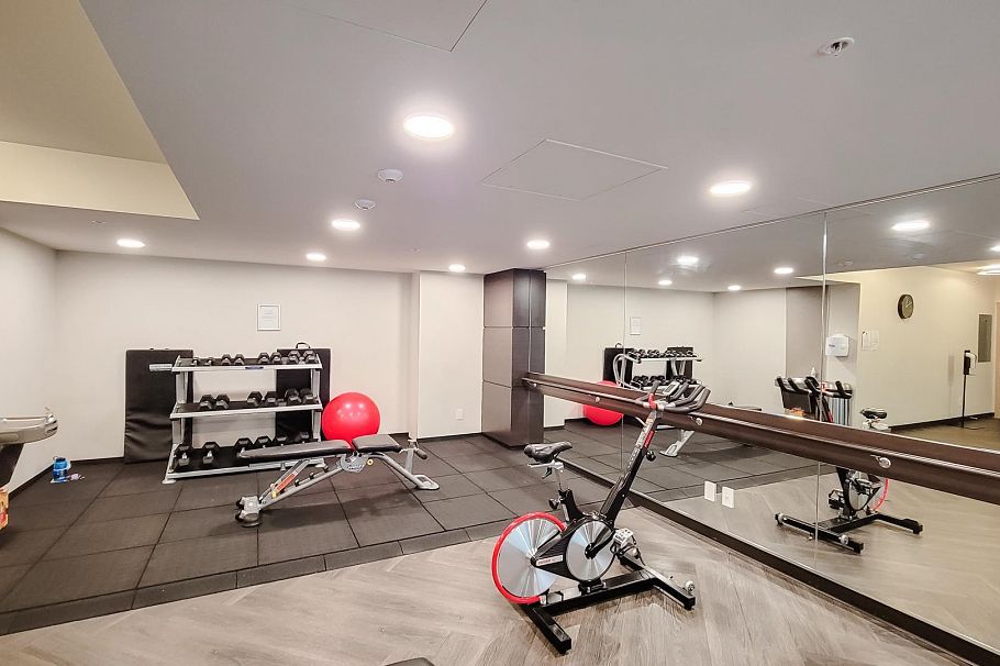 301 7128 Adera Street Vancouver, BC - 6