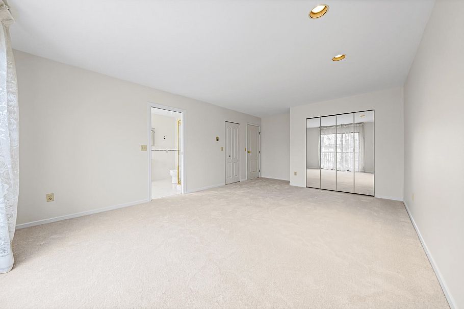 2291 E 40th Avenue Vancouver, BC - 26