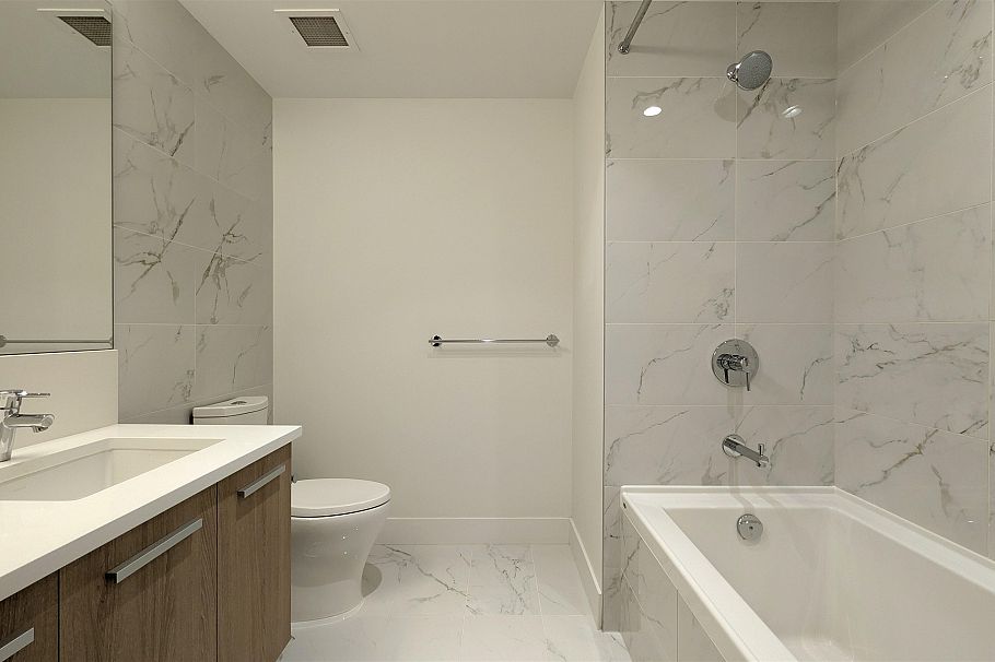 802 1210 E 27th Street North Vancouver, BC - 15